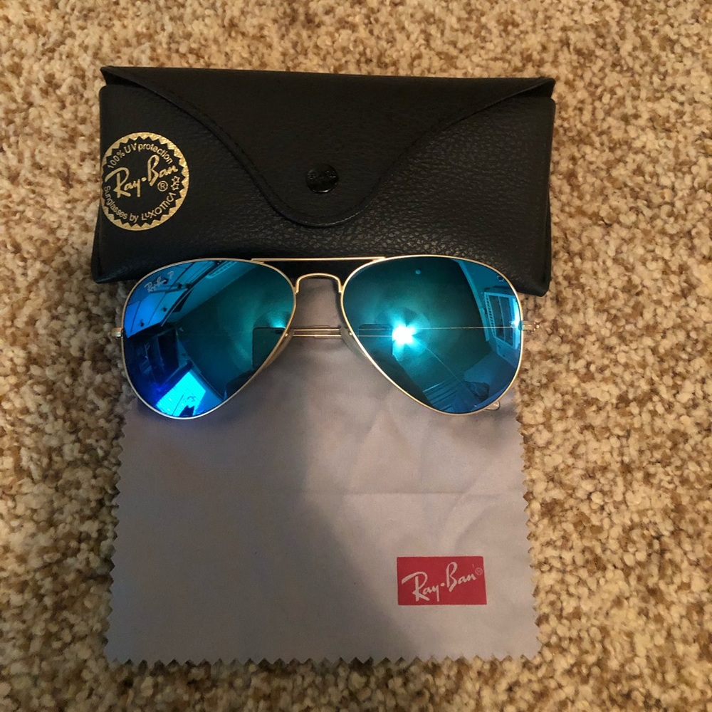 Blue Polarized Ray Ban Aviators